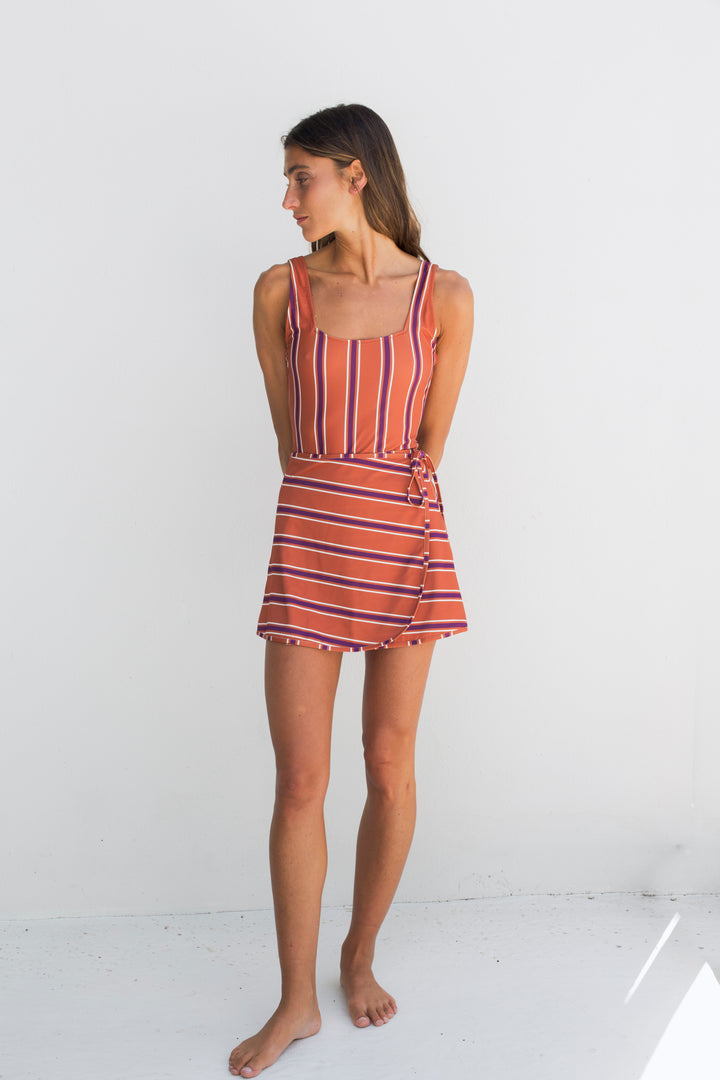 Jua Swimsuit and Juo Sarong (2 Pack)