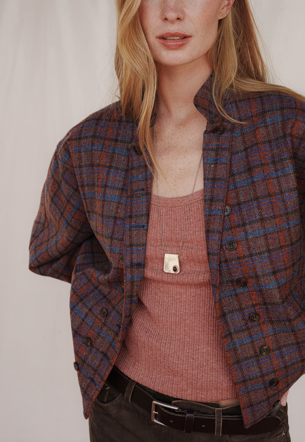 CHAQUETA NIBA CUADROS GRANATE