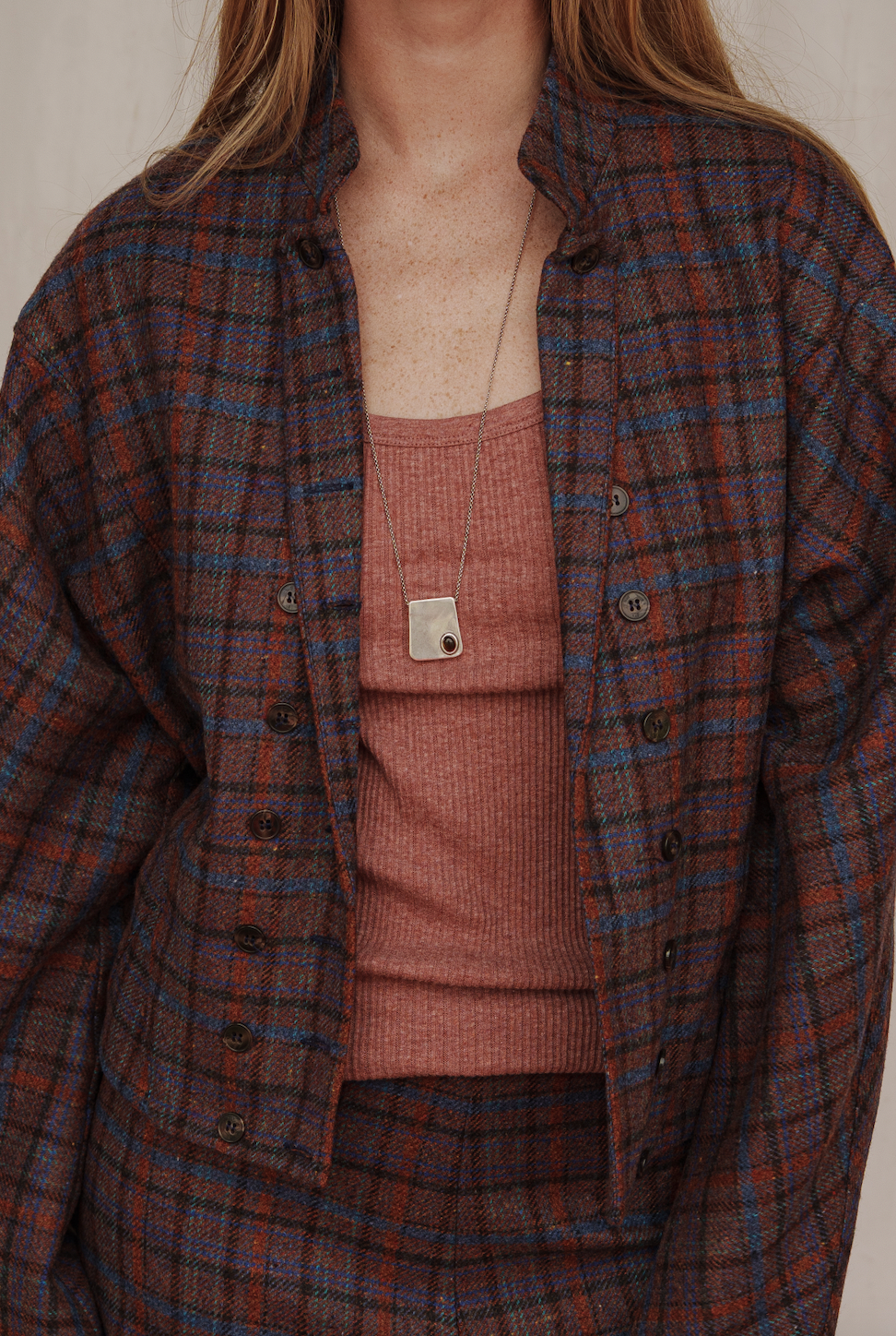 CHAQUETA NIBA CUADROS GRANATE